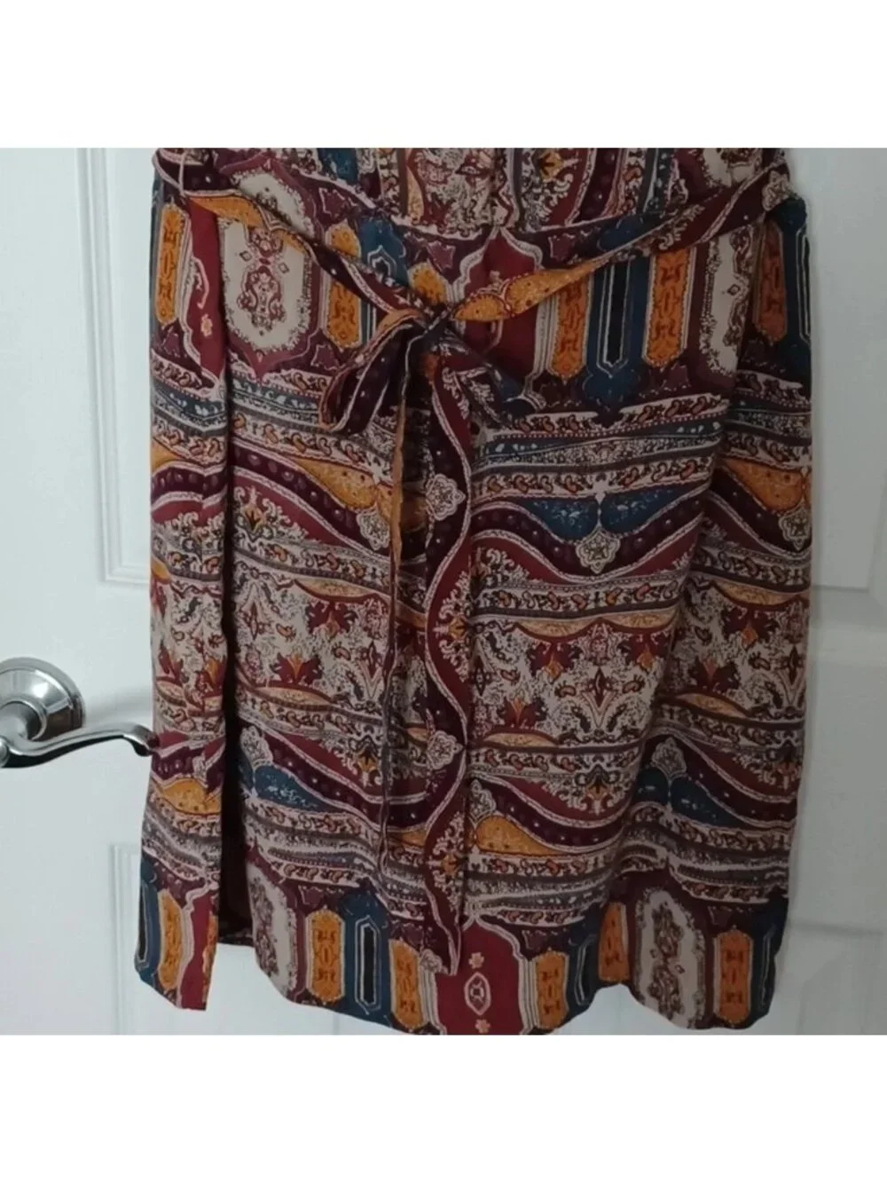 Dress with fabric belt Women's Size Medium - Picture 5 of 13